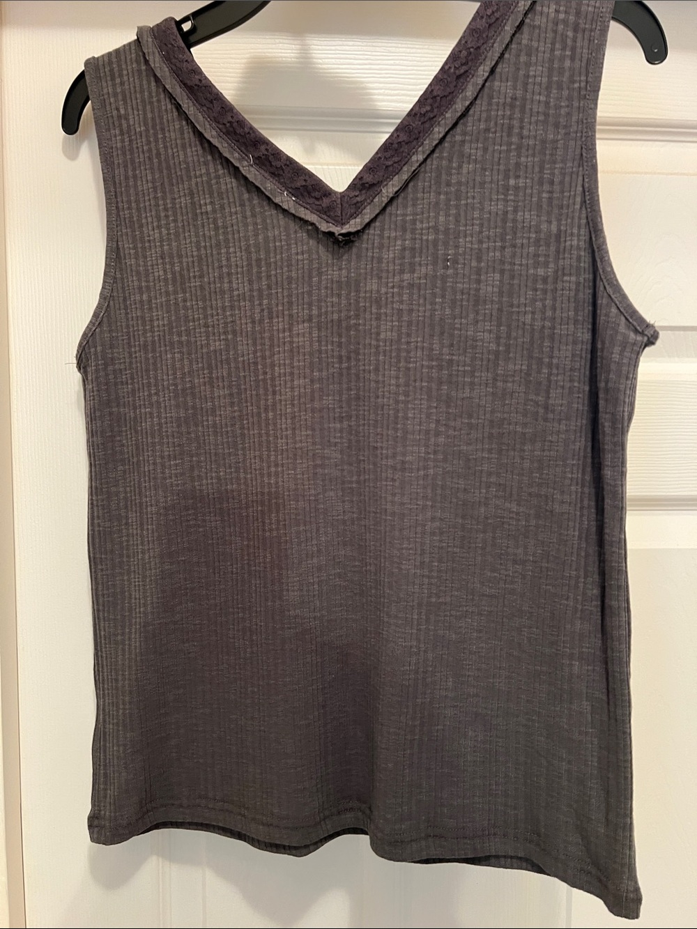 Gray Tank by POL - Picture 3 of 3